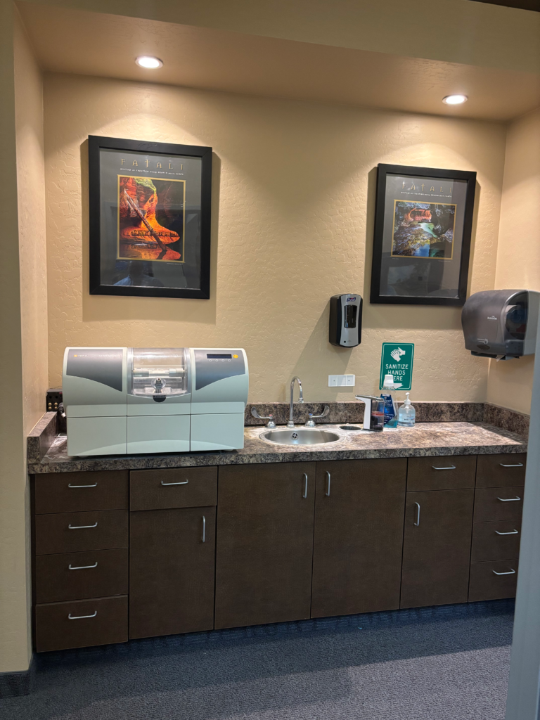 Litchfield Park – 11 Ops – with Building For Sale!